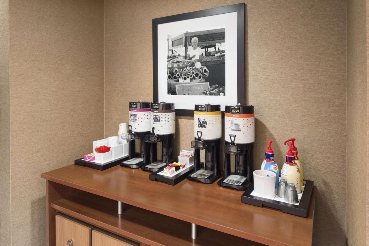 Hampton Inn Findlay Eksteriør billede
