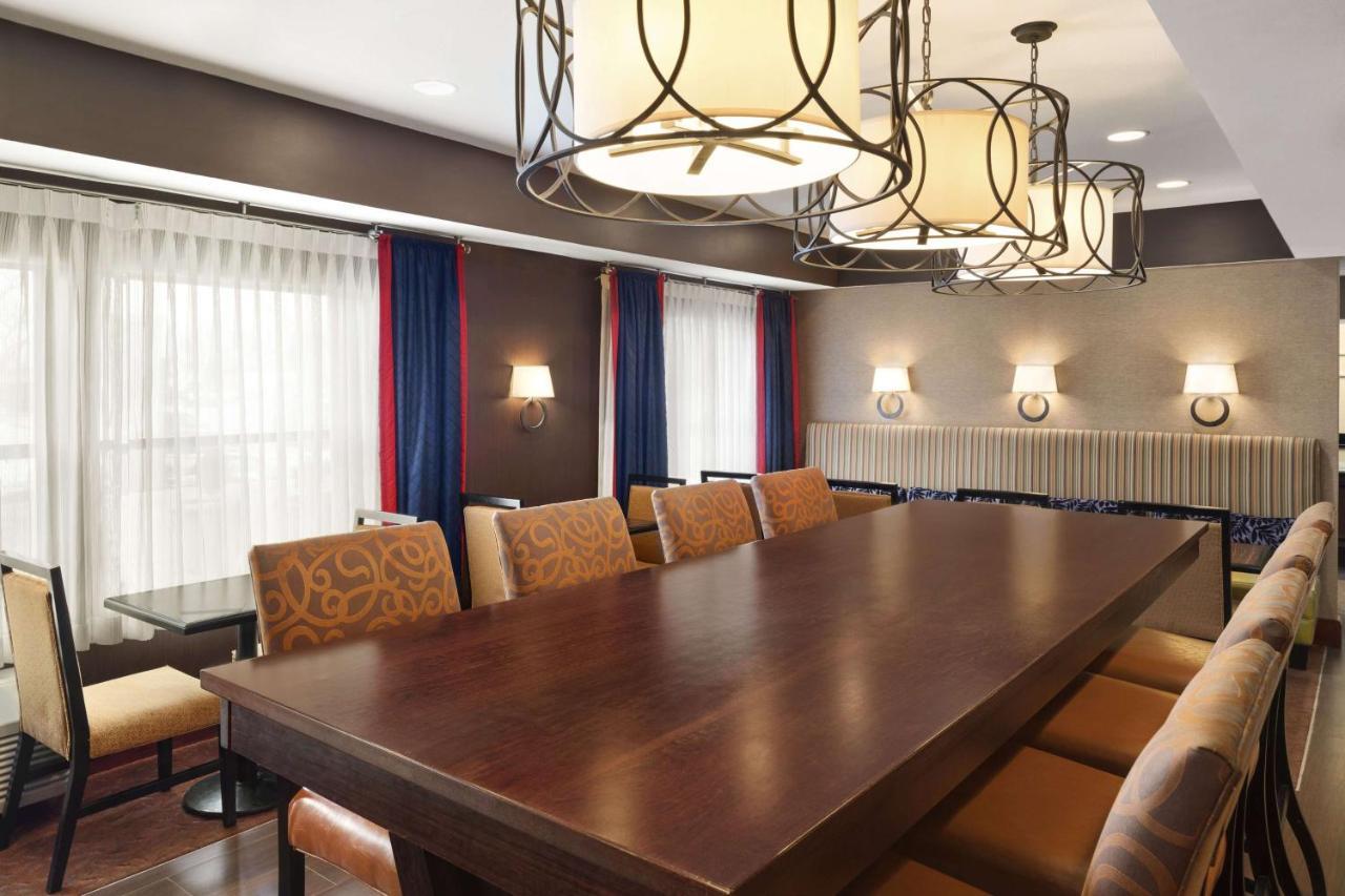 Hampton Inn Findlay Eksteriør billede