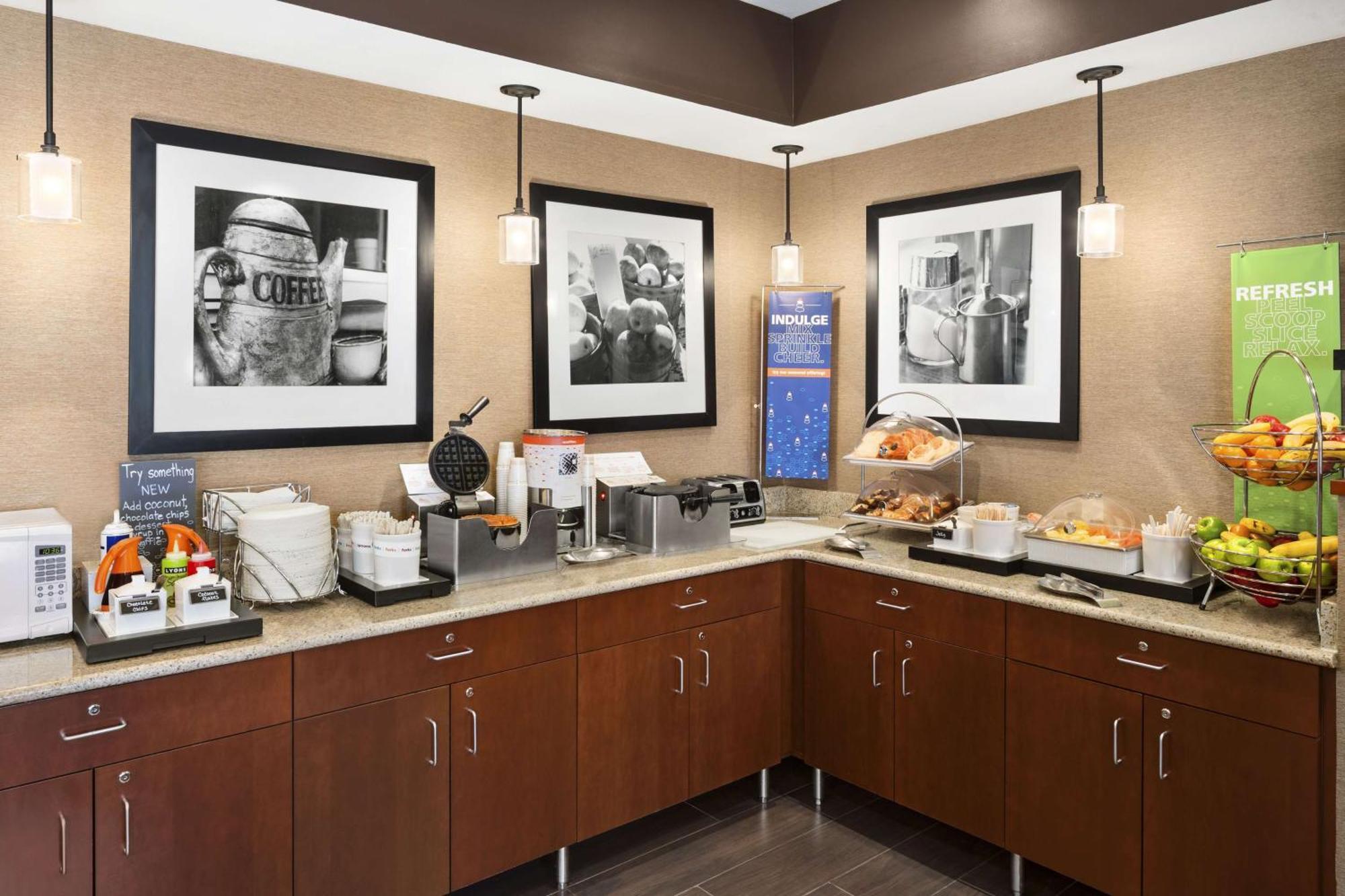 Hampton Inn Findlay Eksteriør billede