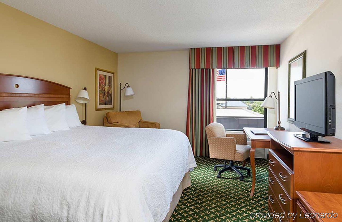 Hampton Inn Findlay Eksteriør billede